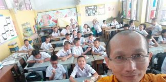 พระทำเพื่อเด็ก : พระชาย วรธัมโม เรื่องและภาพ