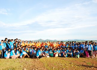 จาริกธรรมสกอตแลนด์ (Scotland) ตอนที่ ๑ “การทำงานเผยแผ่พระพุทธศาสนากับกลุ่มเพื่อชีวิตดีงาม” โดย พระใบฏีกาคทาวุธ คเวสกธมฺโม ขอขอบคุณ ภาพจาก กลุ่มเพื่อชีวิตดีงาม