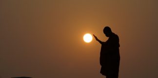 ขอขอบคุณภาพจาก สำนักงานส่งเสริมคุณธรรม จริยธรรม และความมั่นคงแห่งสถาบันชาติ พระศาสนา พระมหากษัตริย์ วัดสระเกศ