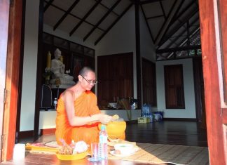 รำลึกวันวาน…มโนปณิธาน พระราชกิจจาภรณ์ (เทอด ญาณวชิโร) ตอนที่ ๔๕ “กว่า ๒๖๐๐ ปีที่สืบเนื่อง บิณฑบาต –ใส่บาตร ถ้าขาดสิ่งนี้ไป พระพุทธศาสนาก็ขาดตอน