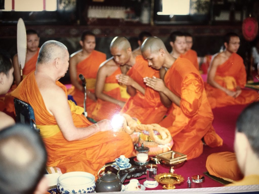 เจ้าประคุณสมเด็จพระพุฒาจารย์ (เกี่ยว อุปเสโณ ) ประธานคณะผู้ปฏิบัติหน้าที่สมเด็จพระสังฆราช เป็นพระอุปัชฌาย์ และให้ฉายาว่า "ญาณวชิโร" หมายถึง ผู้มีปัญญาประดุจเพชร
