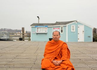 จาริกธรรมในอเมริกา (ตอนที่ ๓๗) ชีวิตที่ดี ให้พอดี กับชีวิต เรื่องและภาพ โดย พระครูสมุห์สุพัฒน์ อนาลโย พระครูสมุห์สุพัฒน์ อนาลโย ผู้เขียน