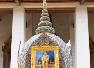 ๘ พฤศจิกายน พุทธศักราช ๒๕๖๔ “กฐินพระราชทาน” วัดสระเกศ ราชวรมหาวิหาร กราบขอบพระคุณ ภาพจากเพจวัดสระเกศ ราชวรมหาวิหาร