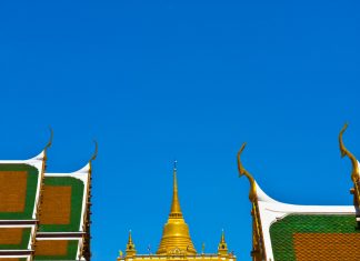 กราบขอบพระคุณ ภาพถ่ายวัดสระเกศ ราชวรมหาวิหาร โดยศิลปิน "สุพจน์" ร่วมแสดงงาน "สุวรรณบรรพต สยามพุทธศิลป์" พุทธศักราช ๒๕๕๖ : กราบขอบพระคุณ ภาพถ่ายจาก สำนักงานส่งเสริมคุณธรรม จริยธรรม และความมั่นคงแห่งสถาบันชาติ พระศาสนา พระมหากษัตริย์ วัดสระเกศฯ