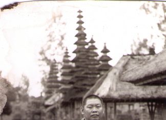 วิถีแห่งผู้นำ : สมเด็จพระพุฒาจารย์ (เกี่ยว อุปเสณมหาเถร) ๔๘.อยากไปเรียนภาษาบาลีที่ลังกา ๔๙.จุดกำเนิดการทำงานต่อพระพุทธศาสนา ๕๐.สร้างตึกผู้มีพระคุณ เรียบเรียงโดย พระครูอมรโฆสิต (ปรีชา สาเส็ง) ตั้งแต่ปีพุทธศักราช ๒๕๐๒ เป็นต้นมา สมเด็จพระพุฒาจารย์ (เกี่ยว อุปเสโณ)ได้ออกเดินทางไปสังเกตการณ์พระพุทธศาสนา ในประเทศใกล้เคียง เช่น ลาว เวียดนาม พม่า กัมพูชา อินโดนีเซีย ศรีลังกา และ อินเดีย เป็นต้น