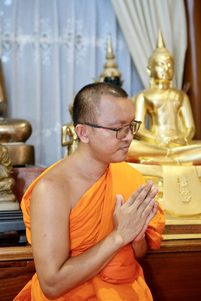 พระมหาสิทธิชัย สิทฺธิญาโณ เจ้าหน้าที่ฝ่าย IT วัดสระเกศ ราชวรมหาวิหาร
ประธานโครงการบรรพชาพุทธศากยบุตร