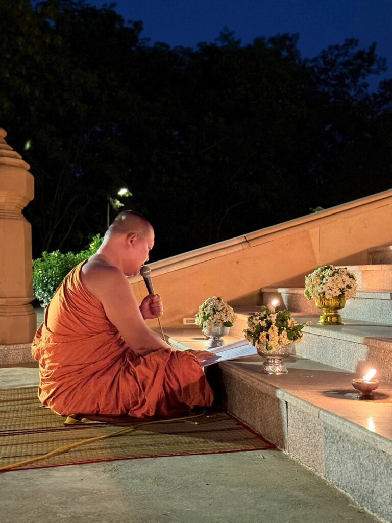 พระมหาติ่ง มหิสฺสโร,ดร.
ประธานสงฆ์พุทธสถานฮ่องธรรม และ ประธานดำเนินโครงการ 
"บรรพชาสามเณรพุทธศากยบุตร  
สร้างมหาบารมีทศชาติ ปณิธานมหาบุรุษไม่เปลี่ยนแปลง 
เพื่อน้อมถวายเป็นพระราชกุศลแด่สมเด็จพระนางเจ้าสิริกิติ์
พระบรมราชินีนาถ พระบรมราชชนนีพันปีหลวง“ 